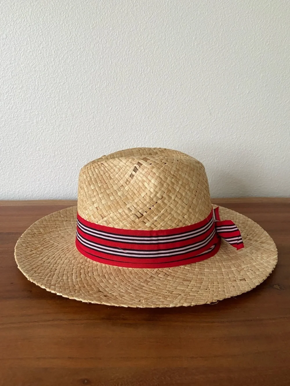Forever 21 straw hat neutral tan woven summer hat with red ribbon band 57 cm M/L